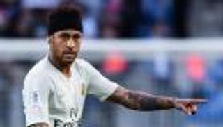 سان جيرمان ينفي رحيل نيمار بسبب التدرب منفردا