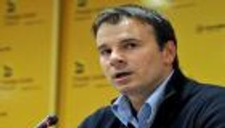 مرتضى منصور يعلن تولي الصربي ستانوفيتش تدريب الزمالك