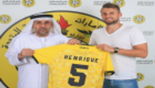 اتحاد كلباء الإماراتي يكمل الأجانب بضم أدريانو