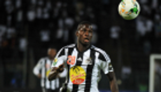 الرجاء المغربي يتعاقد مع الكونغولي بين مالانجو