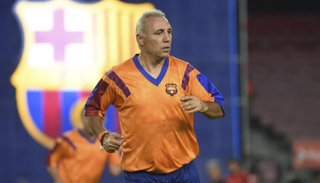 ستويشكوف لاعب برشلونة الأسبق