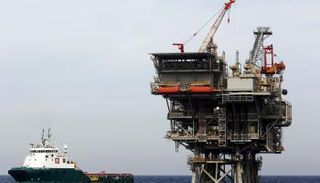 حقول إنتاج الغاز الطبيعي - أرشيفية