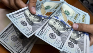 رواتب المديرين الأمريكيين أسرع من أرباح وول ستريت خلال 40 عاما