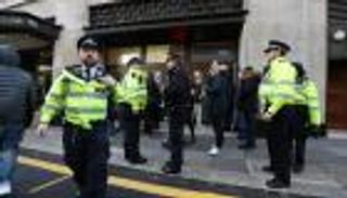 حادث طعن قرب وزارة الداخلية البريطانية.. والقبض على مشتبه به