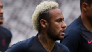 نيمار يعرض تخفيض راتبه لتسهيل عودته لبرشلونة