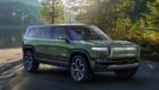 طراز SUV كهربائي.. أول نتائج الشراكة بين "فورد" و"ريفيان"