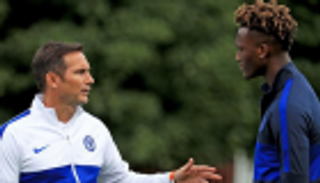 لامبارد يطالب تشيلسى بدعم إبراهام ضد العنصرية