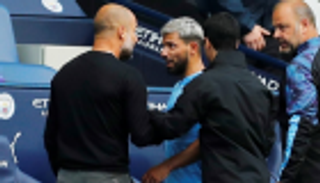 جوارديولا وأجويرو.. نقاش حاد ينتهي بعناق 