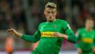 بايرن ميونيخ يتعاقد مع كويسانسي من مونشنجلادباخ