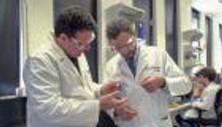 اكتشاف جديد.. ألياف الكربون تعالج القلوب التالفة