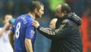 لامبارد يعادل رقم بينيتيز السلبي مع تشيلسي