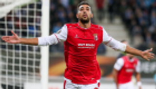 لاتسيو يستهدف كوكا حال فشل ضم يورينتي