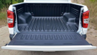 ذهبت للتسوق.. فوجدت جثة في شاحنتها عند العودة