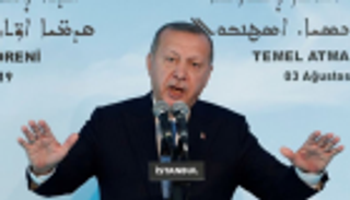 معارض تركي: أردوغان يجر بلادنا للمجهول 