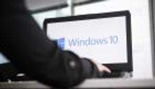 ديدان الإنترنت.. مايكروسوفت تسد ثغرة أمنية خطيرة بويندوز 10