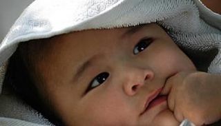 الرضاعة الطبيعية تحسن معدلات الذكاء والحركة لدى الأطفال