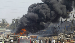 من حادث انفجار شاحنة وقود في نيجيريا - أرشيفية