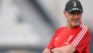 يوفنتوس يعلن إصابة ساري بالتهاب رئوي