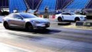 سباق سرعة بين تسلا وفورد وأودي.. تعرف على الفائز