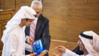 الإمارات تؤسس صندوقا بمليون درهم لدعم مشاريع الشباب الطبية