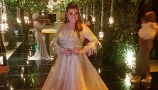 الفنانة المصرية نشوى مصطفى من زواج ابنها