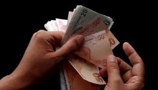 تفاقم أزمة الليرة التركية 