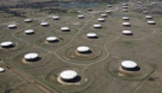 أمريكا تبيع 10 ملايين برميل نفط من الاحتياطي الاستراتيجي