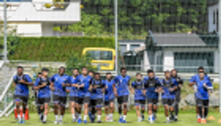 عودة الكمالي.. 27 لاعبا في قائمة "الأبيض" الإماراتي لمعسكر البحرين