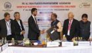 "خليفة الصناعية" تستقطب شركات البلاستيك الهندية باتفاق استراتيجي