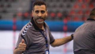 مدرب منتخب مصر لناشئي اليد يفسر تصريح "الأهرامات" المثير