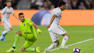 فيلا مهاجم لوس أنجلوس