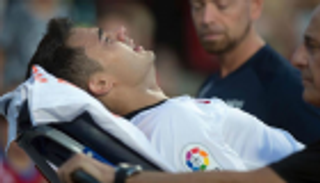 ريجيلون يخرج باكيا من موقعة إشبيلية وغرناطة بالليجا