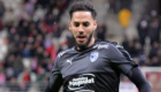 التونسي برون يتمسك بمغادرة لاجنتواز البلجيكي 