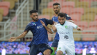 العدالة يفرض التعادل على الأهلي في انطلاق الدوري السعودي