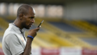 أبيدال يجتمع بوكيل ديمبلي لإيصال رسالة غاضبة من برشلونة