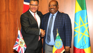 جانب من توقيع الاتفاقية بين إثيوبيا وبريطانيا