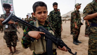 تجنيد الأطفال ضمن الانتهاكات التي ترتكبها المليشيا الانقلابية