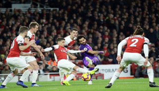 محمد صلاح أمام أرسنال