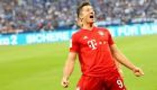 ليفاندوفسكي يسجل أول هاتريك في الموسم الجديد للدوري الألماني