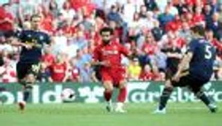 صلاح يسجل ثنائية في انتصار ليفربول على أرسنال 