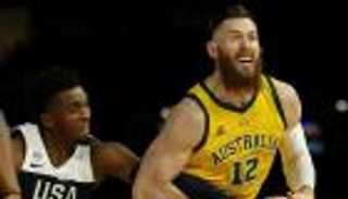 فوز تاريخي لأستراليا على أمريكا استعدادا لمونديال السلة