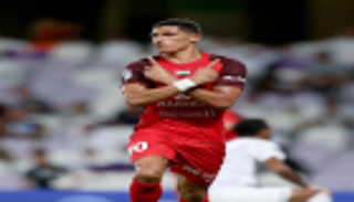 لوفانور يوجه رسالة للاعبي شباب الأهلي بعد التعادل مع العين