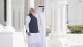 محمد بن زايد يستقبل رئيس وزراء الهند