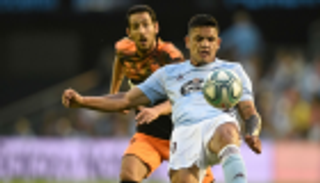 فالنسيا يواصل التعثر في الدوري الإسباني ويخسر بهدف أمام سيلتا فيجو