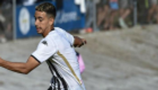 الجزائري آيت نوري يحقق رقما مميزا في الدوريات الأوروبية الكبرى