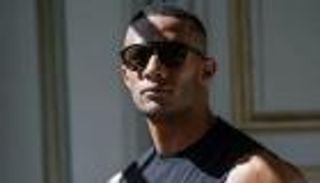 محمد رمضان يورّط هاني شاكر.. النقيب في مأزق