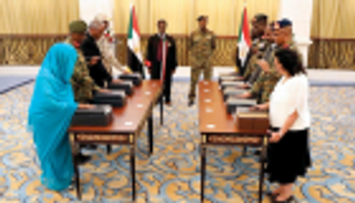 "السيادي السوداني" يقيل والي ومدير أمن ولاية البحر الأحمر