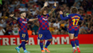 برشلونة يسحق بيتيس بخماسية في الدوري الإسباني