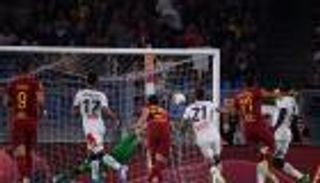 روما يفشل في الحفاظ على تقدمه 3 مرات ويتعادل مع جنوى