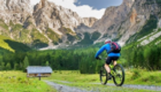 في ألمانيا.. أجمل نزهة وسط الطبيعة الخلابة على دراجة هوائية